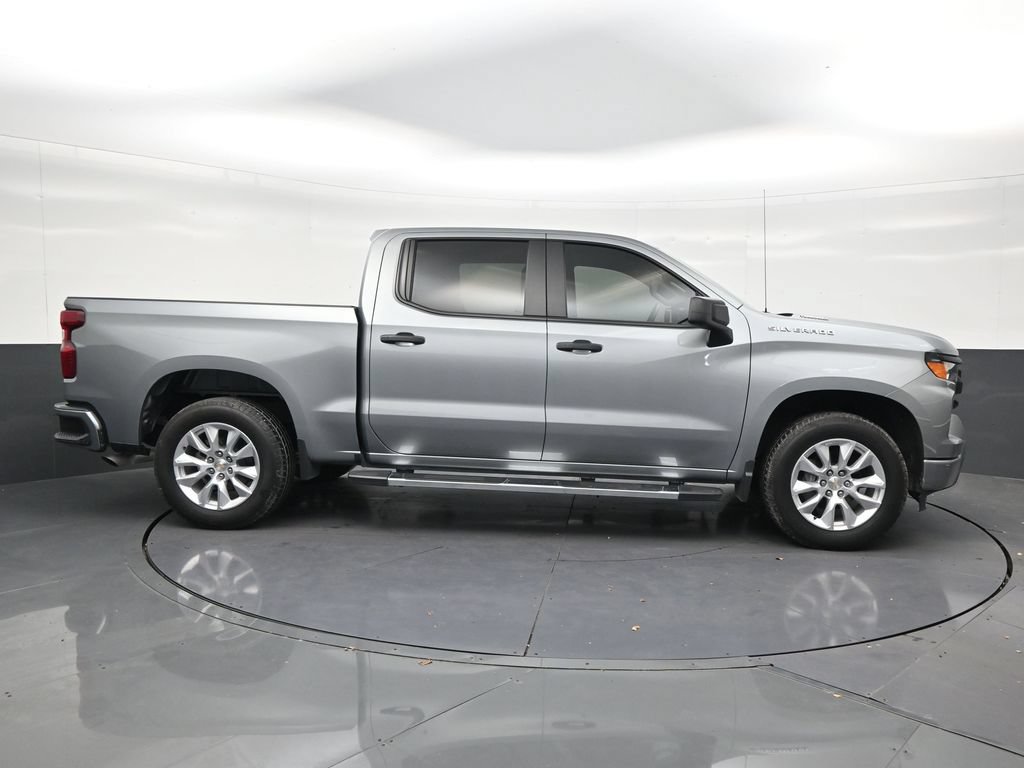Used 2026 Chevrolet Silverado 1500 Custom RWD image 6