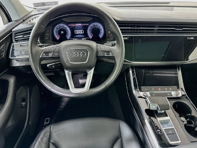 Used 2023 Audi Q7 3.0T Premium w/ Convenience Package AWD/4WD image 23