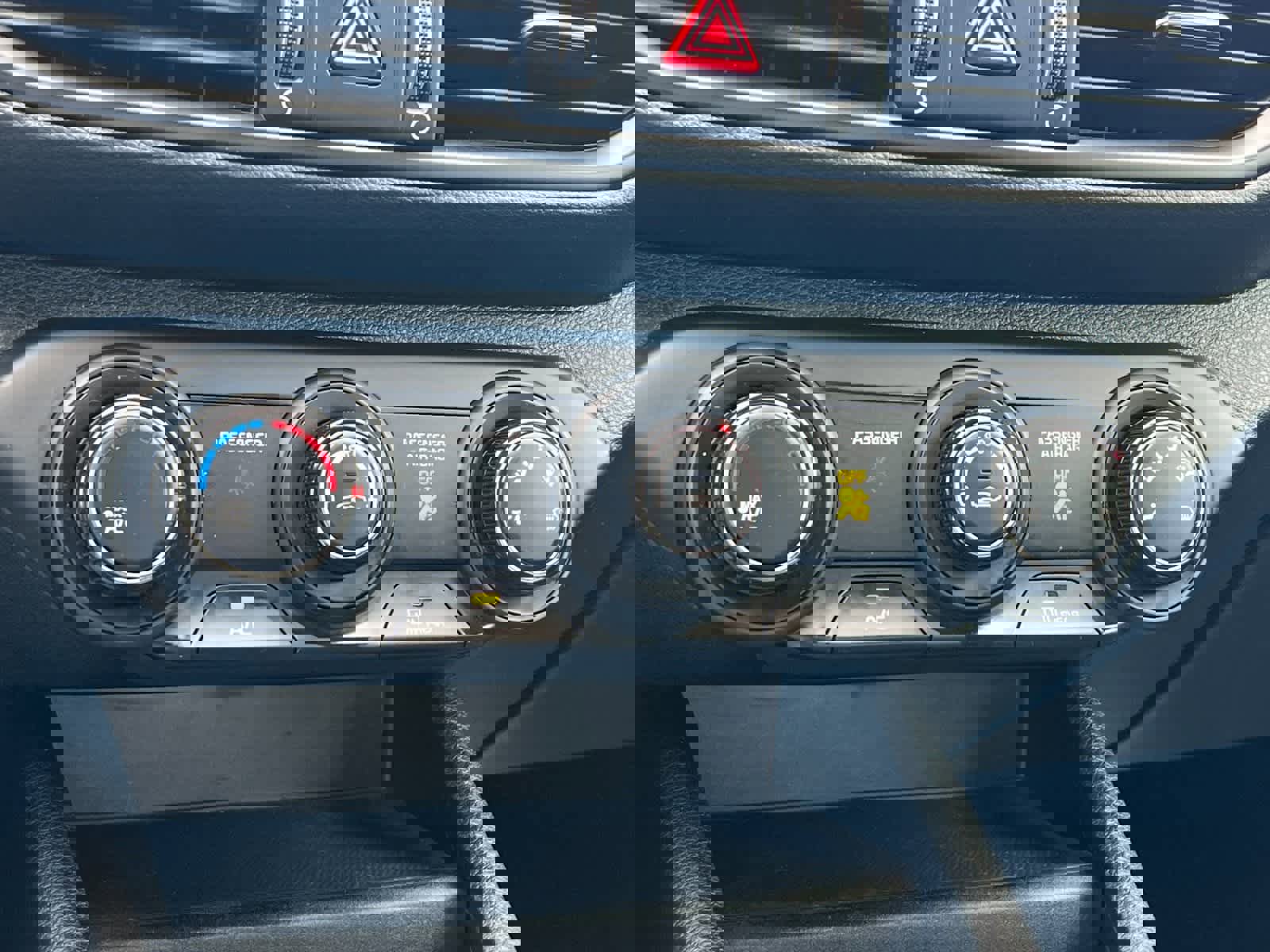 Used 2023 Kia Forte LXS image 19