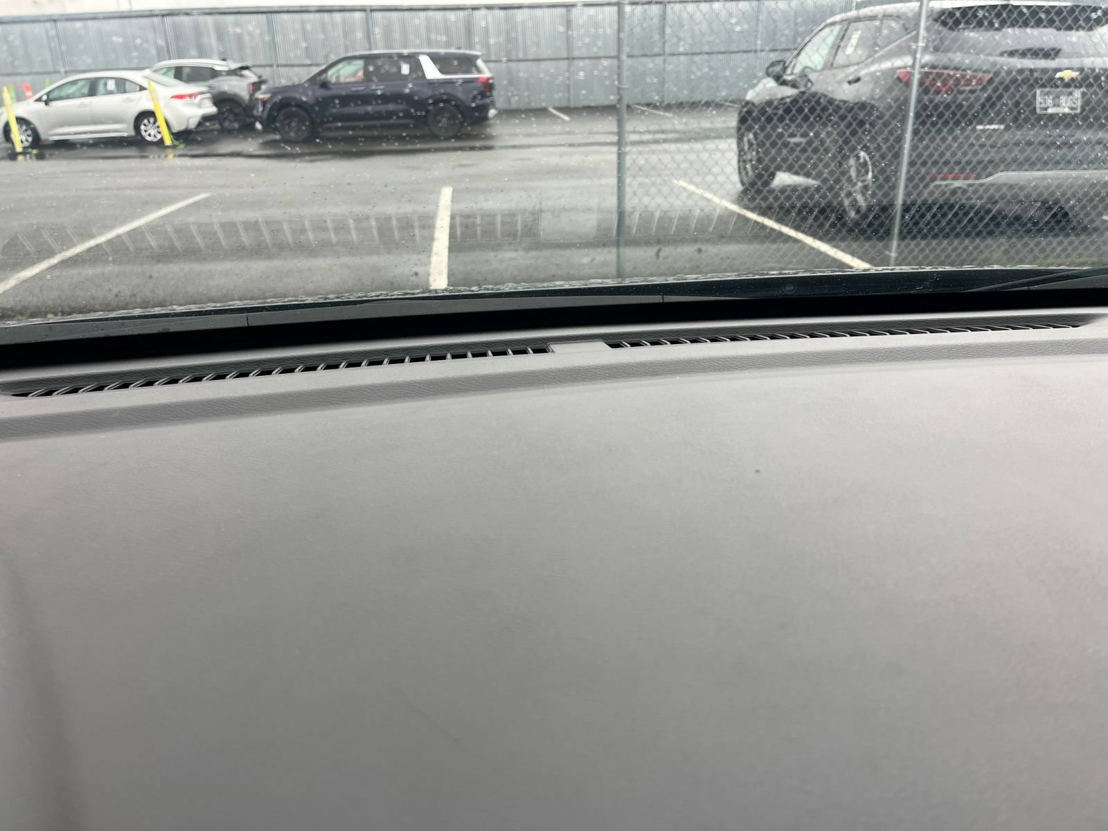 Used 2025 Nissan Versa SV FWD image 16