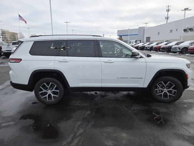 Used 2023 Jeep Grand Cherokee L Limited image 20