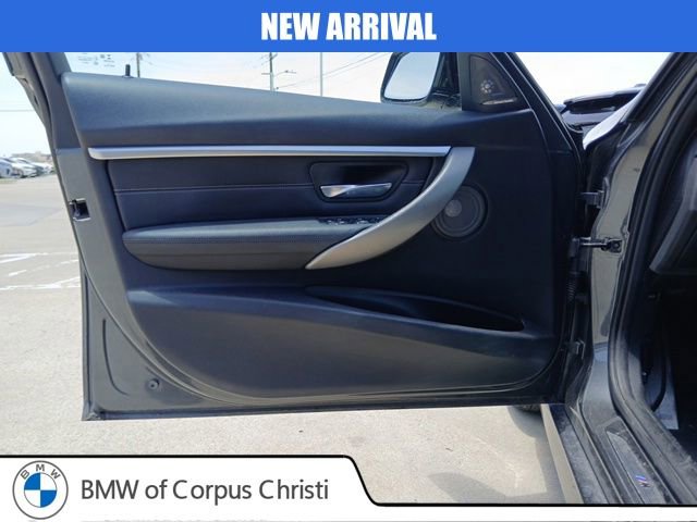 Used 2018 BMW 340i Sedan RWD image 15