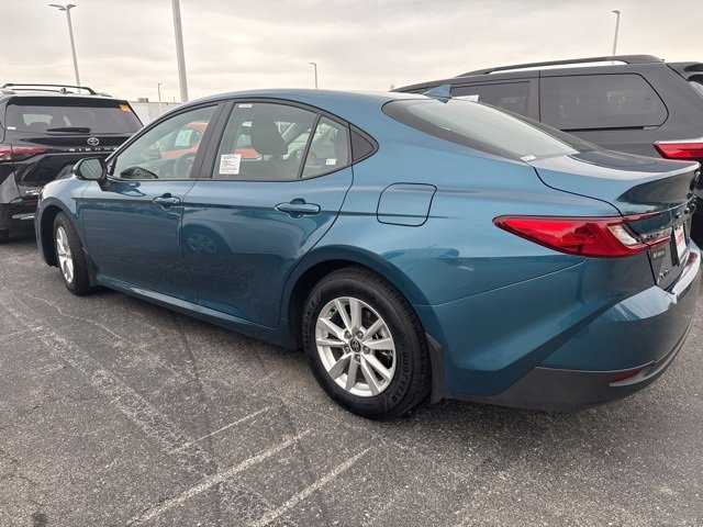 Certified 2025 Toyota Camry LE image 5