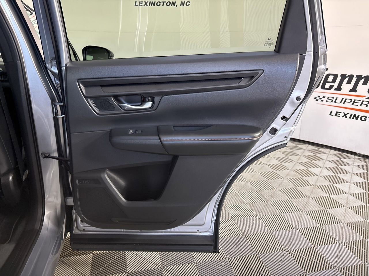 Used 2024 Honda CR-V Sport-L image 24