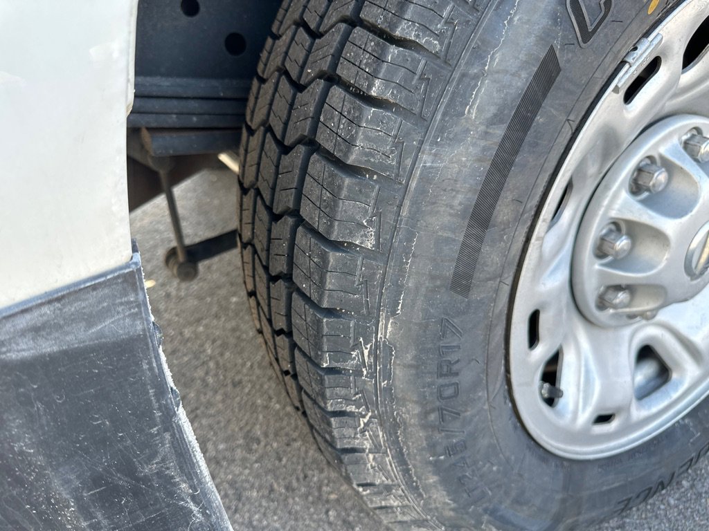 Used 2019 Nissan NV 2500 SV image 6