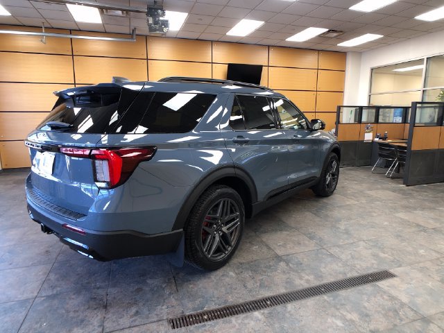 New 2027 Ford Explorer ST-Line w/ Premium Package AWD/4WD image 7