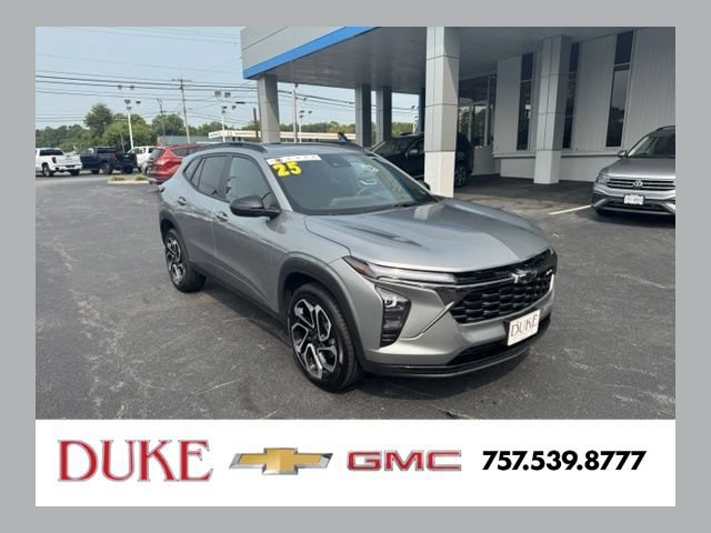 Used 2025 Chevrolet Trax RS w/ Sunroof Package FWD image 1