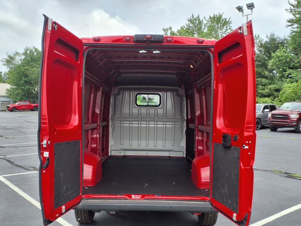 New 2025 RAM ProMaster 2500 w/ Power Group image 22