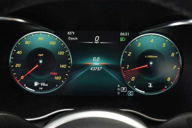 Used 2020 Mercedes-Benz C 300 4MATIC Sedan image 32