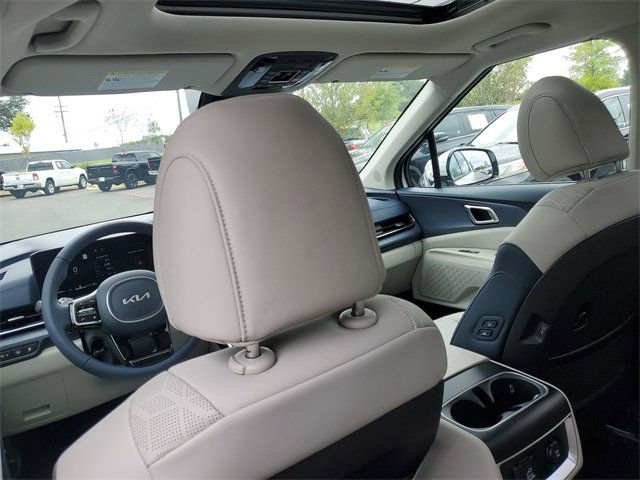 New 2026 Kia Carnival SX image 15