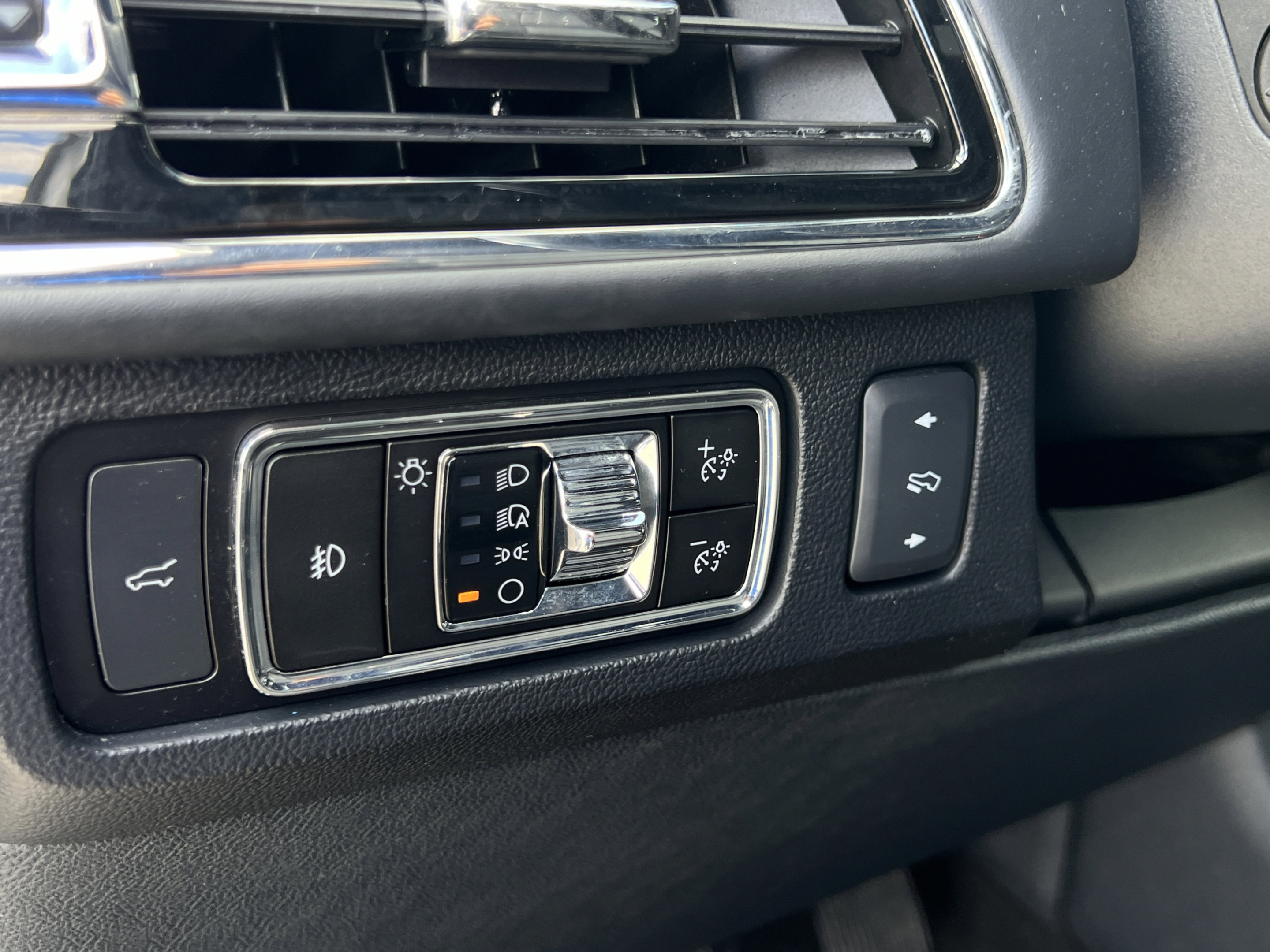 Used 2023 Lincoln Navigator Black Label AWD/4WD image 15