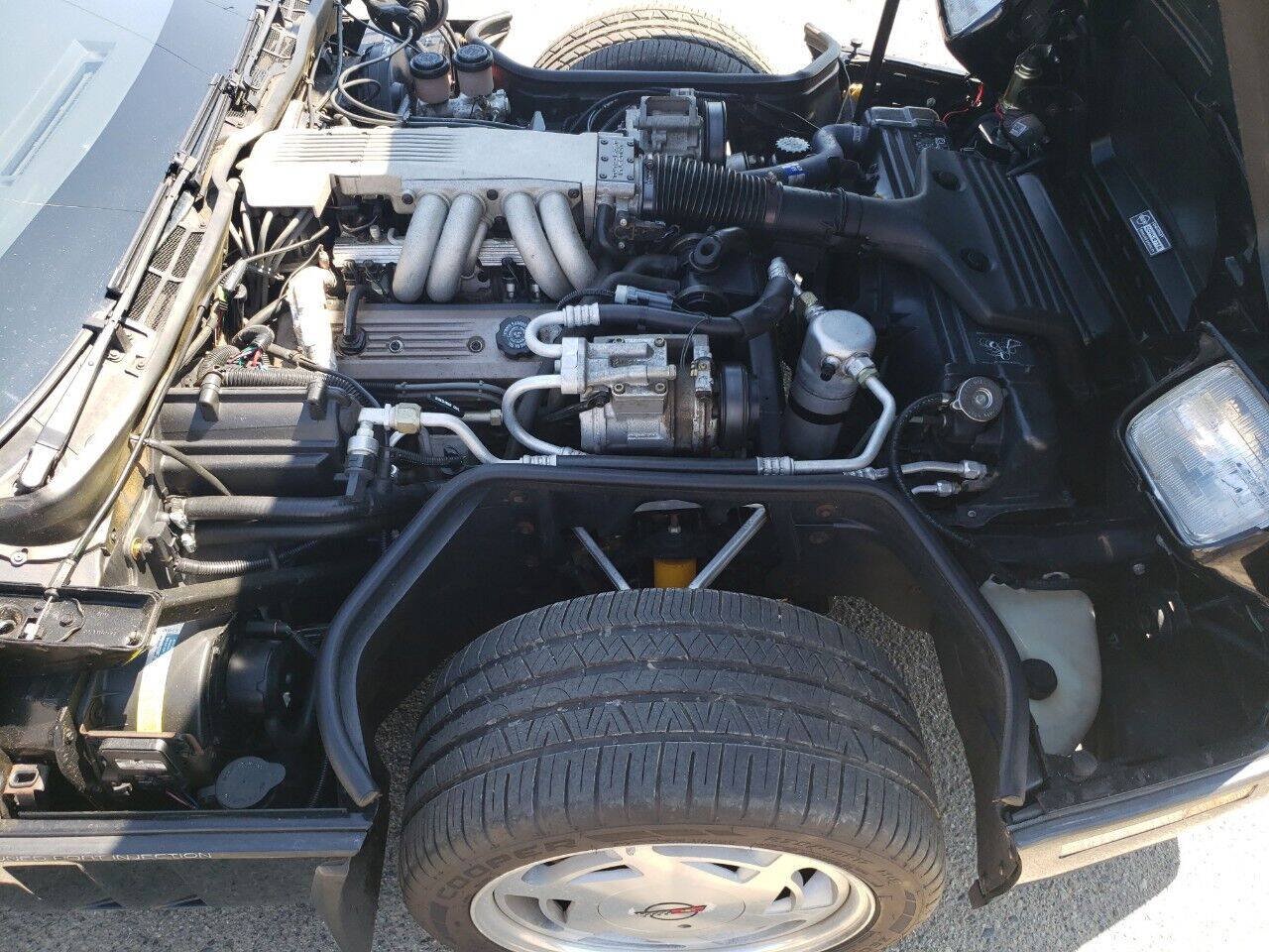 Used 1989 Chevrolet Corvette Convertible RWD image 32