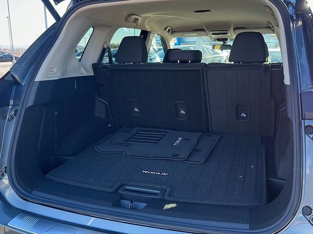 New 2026 Nissan Rogue SV w/ Cold Weather Package image 30