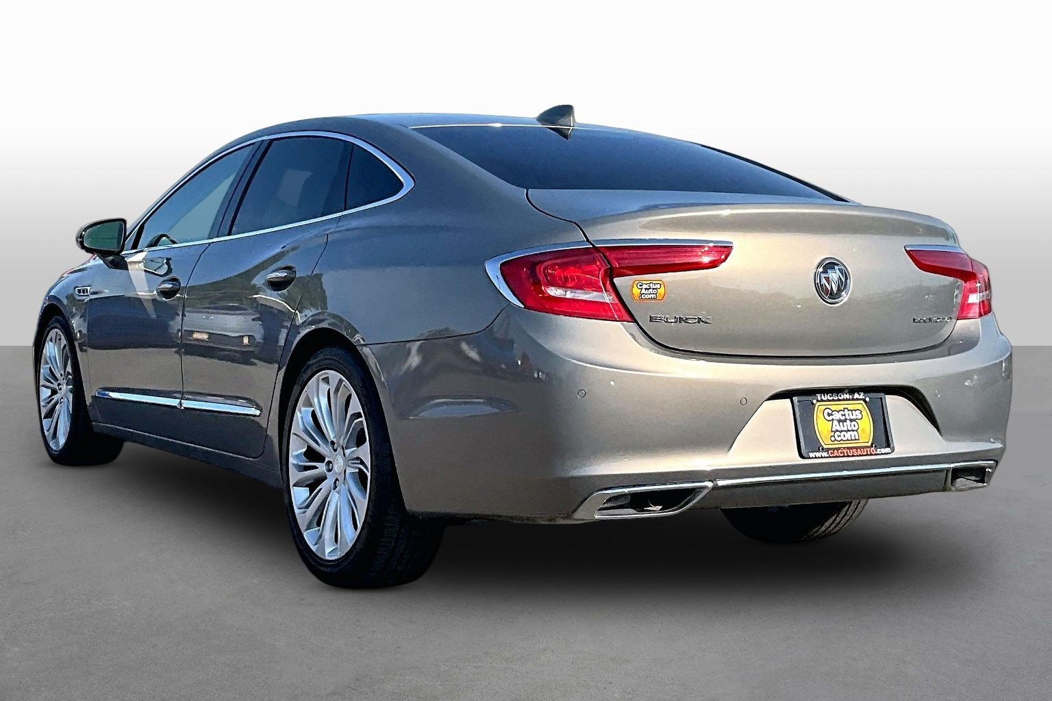 Used 2017 Buick LaCrosse Premium w/ Dynamic Driver Package FWD image 11