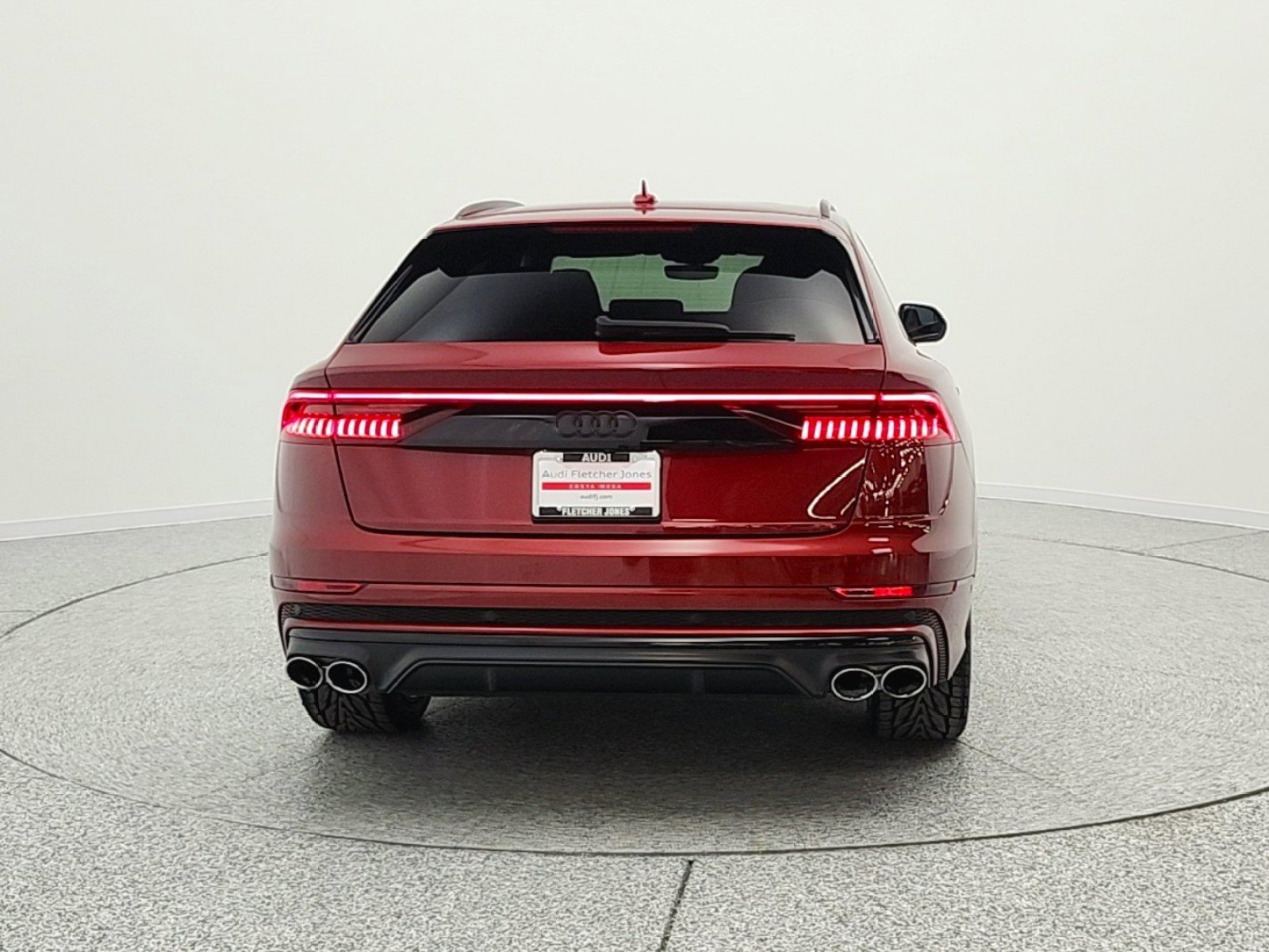 Used 2023 Audi SQ8 Prestige AWD/4WD image 6