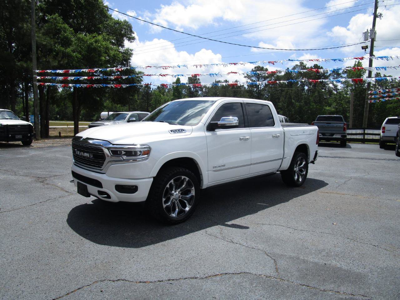 Used 2019 RAM 1500 Limited AWD/4WD image 2