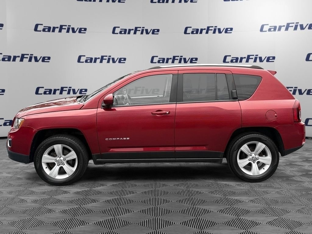 Used 2015 Jeep Compass High Altitude image 2