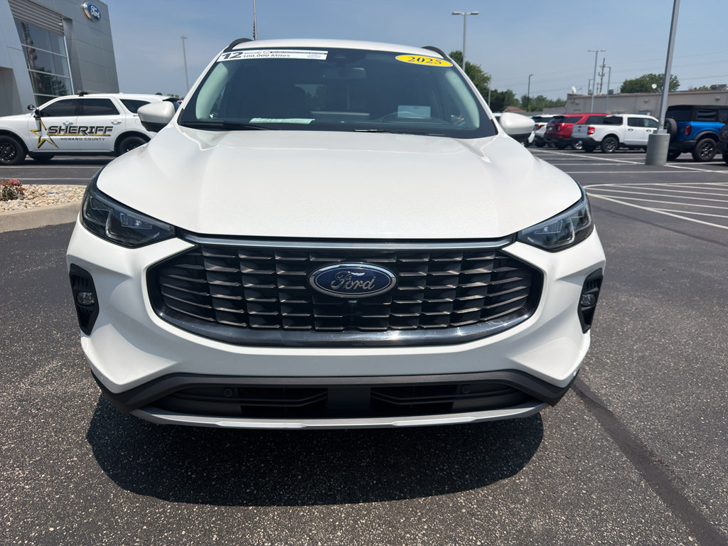 Used 2025 Ford Escape Platinum w/ Premium Technology Package AWD/4WD image 3