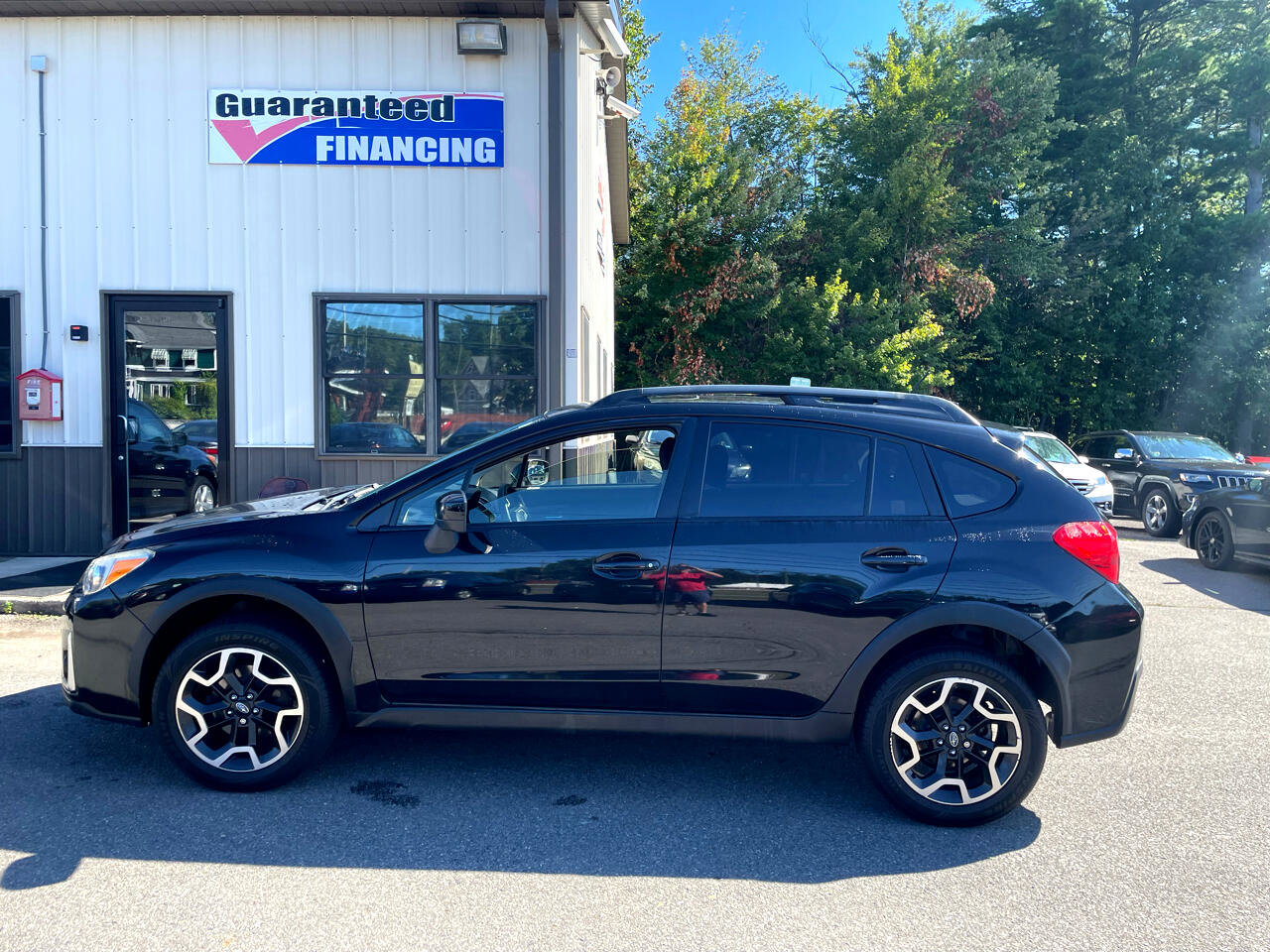 Used 2016 Subaru Crosstrek 2.0i Premium w/ Moonroof Package image 7