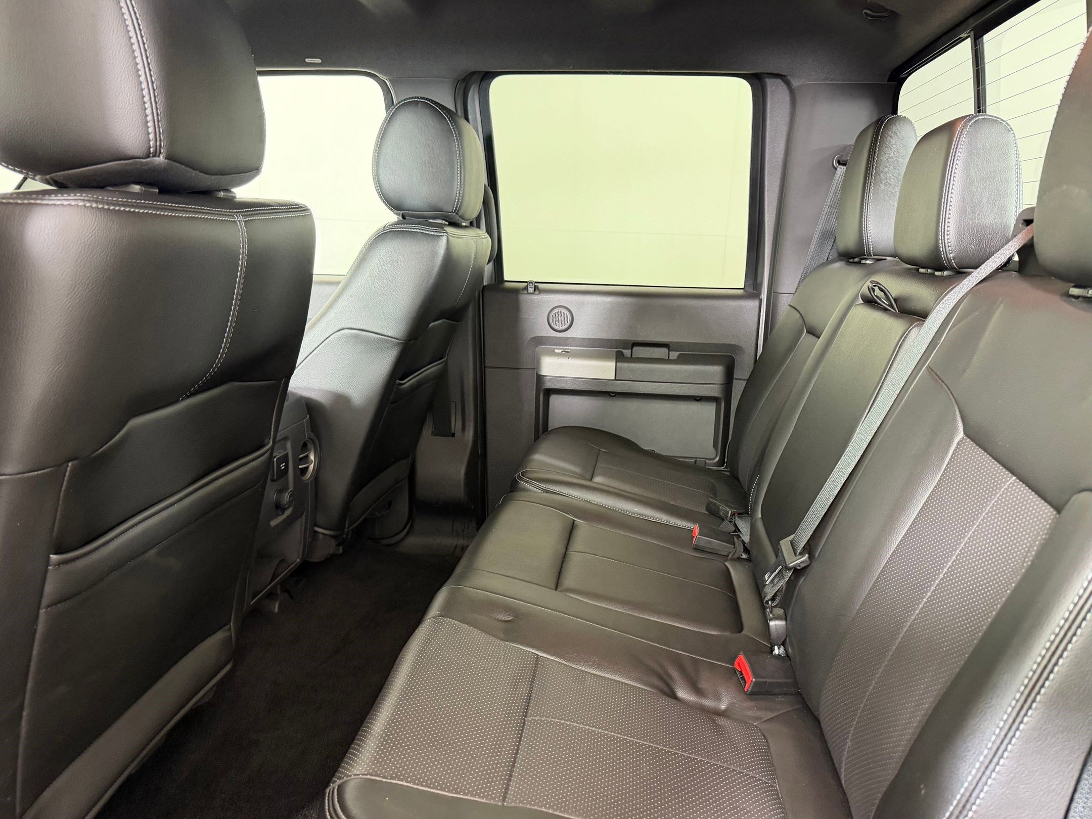Used 2014 Ford F250 Lariat w/ Chrome Package image 23