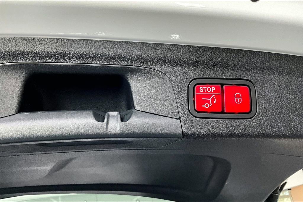 Used 2021 Mercedes-Benz GLE 350 4MATIC image 24