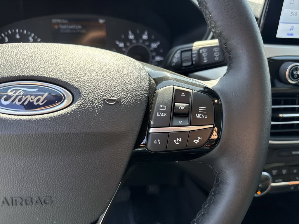 Used 2022 Ford Escape SEL AWD/4WD image 25