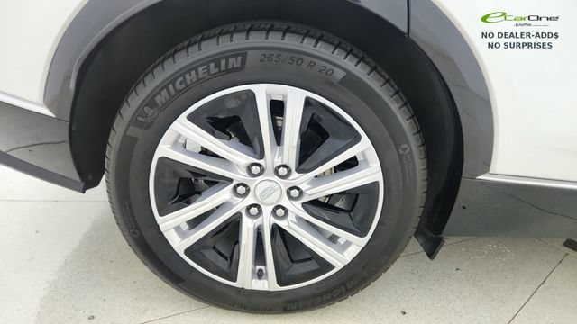 Used 2024 Cadillac Lyriq Tech w/ LPO, Floor Liner Package RWD image 59