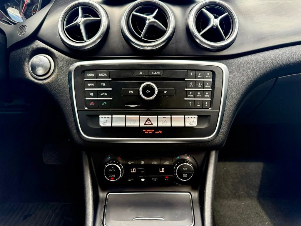 Used 2017 Mercedes-Benz CLA 250 4MATIC image 19