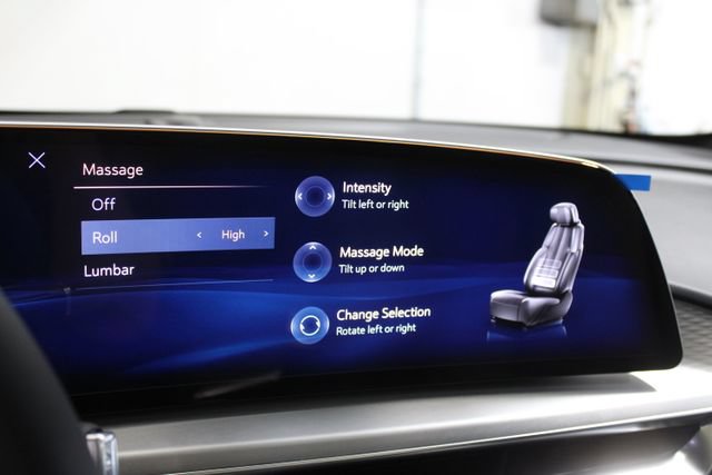 New 2026 Cadillac Lyriq Premium Sport AWD/4WD image 17