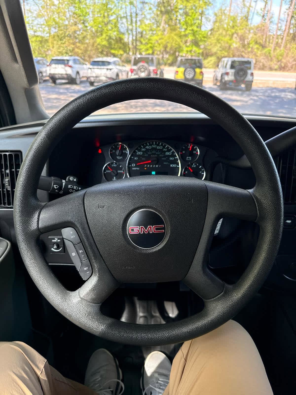 Used 2024 GMC Savana 2500 w/ Driver Convenience Package RWD image 22