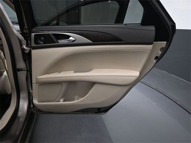 Used 2019 Lincoln MKZ Reserve image 19