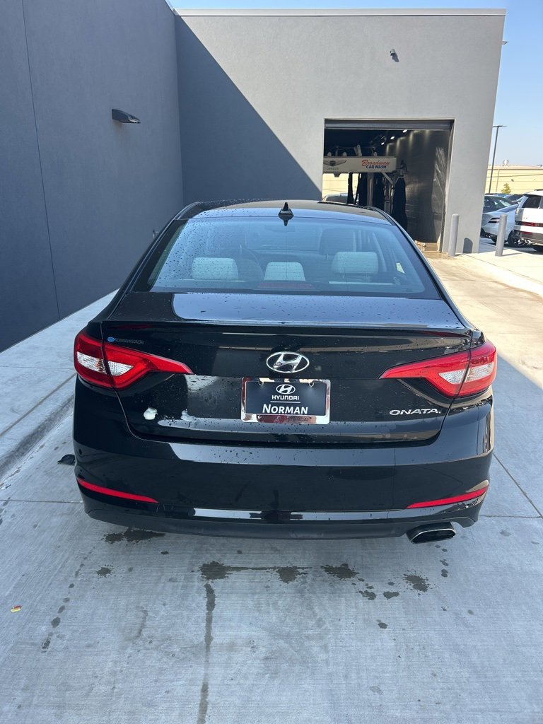 Used 2017 Hyundai Sonata SE image 4
