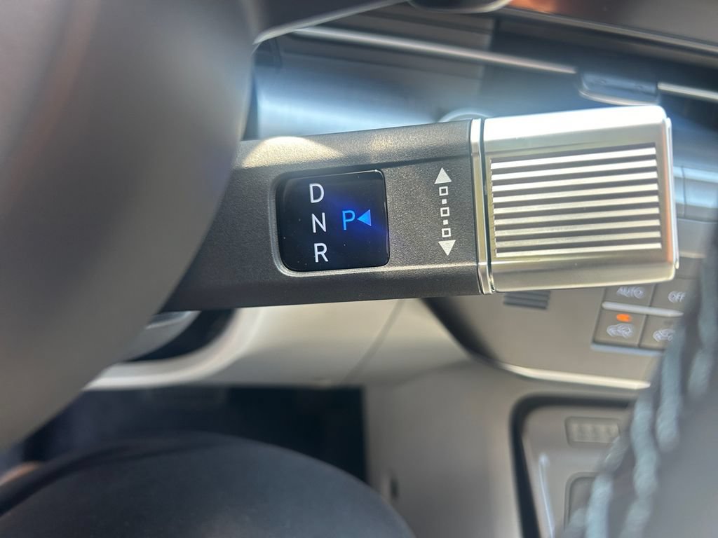 New 2026 Hyundai Kona SEL Premium FWD image 20