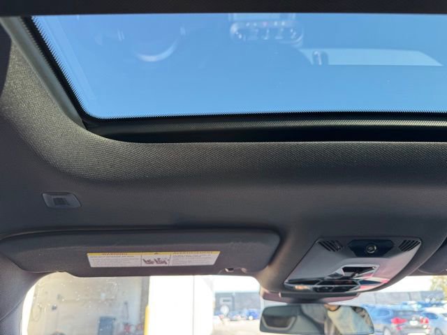 Used 2025 MINI Cooper Countryman S w/ Comfort Package Max image 13