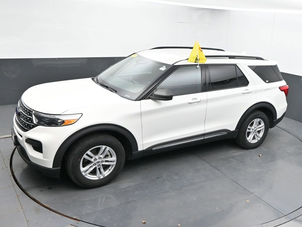Used 2020 Ford Explorer XLT w/ Comfort Package AWD/4WD image 39