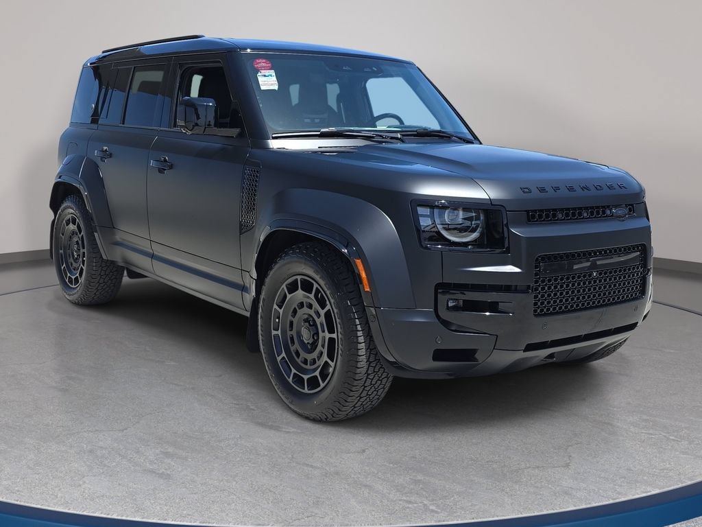 New 2026 Land Rover Defender 110 OCTA AWD/4WD image 3