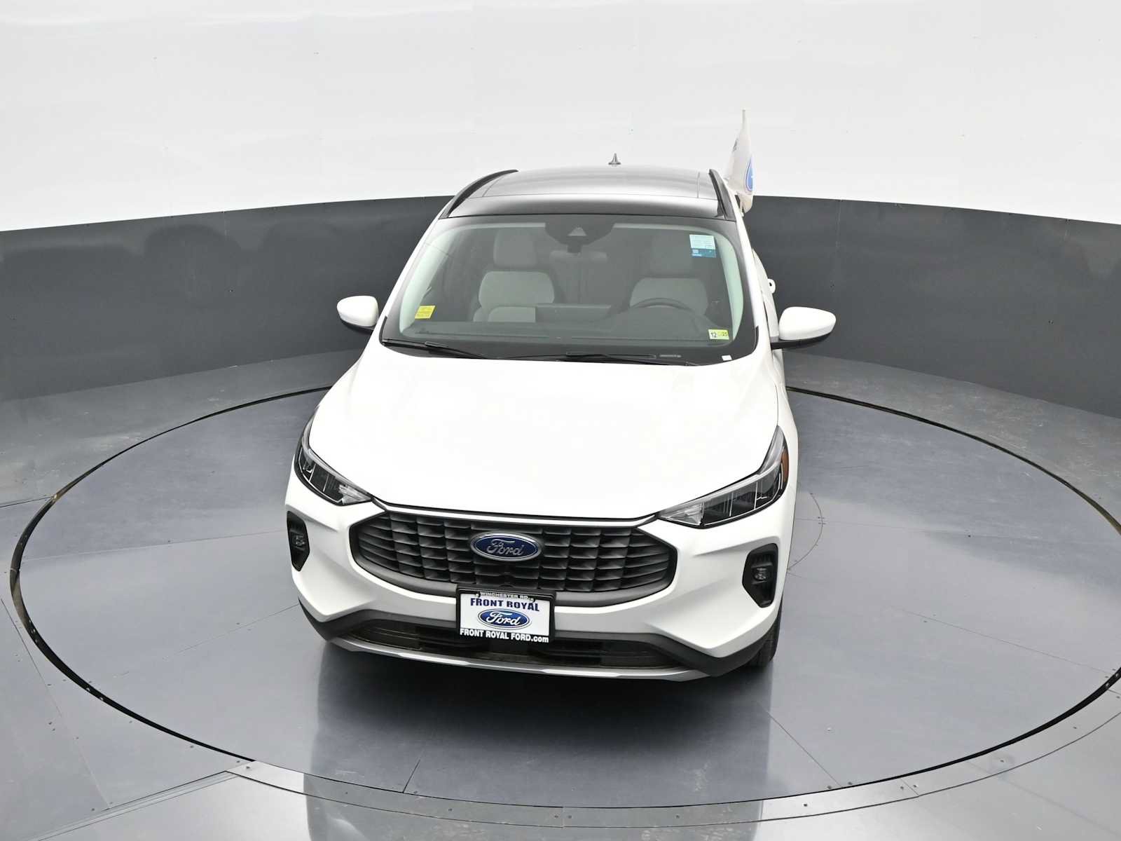 New 2025 Ford Escape SE FWD image 31