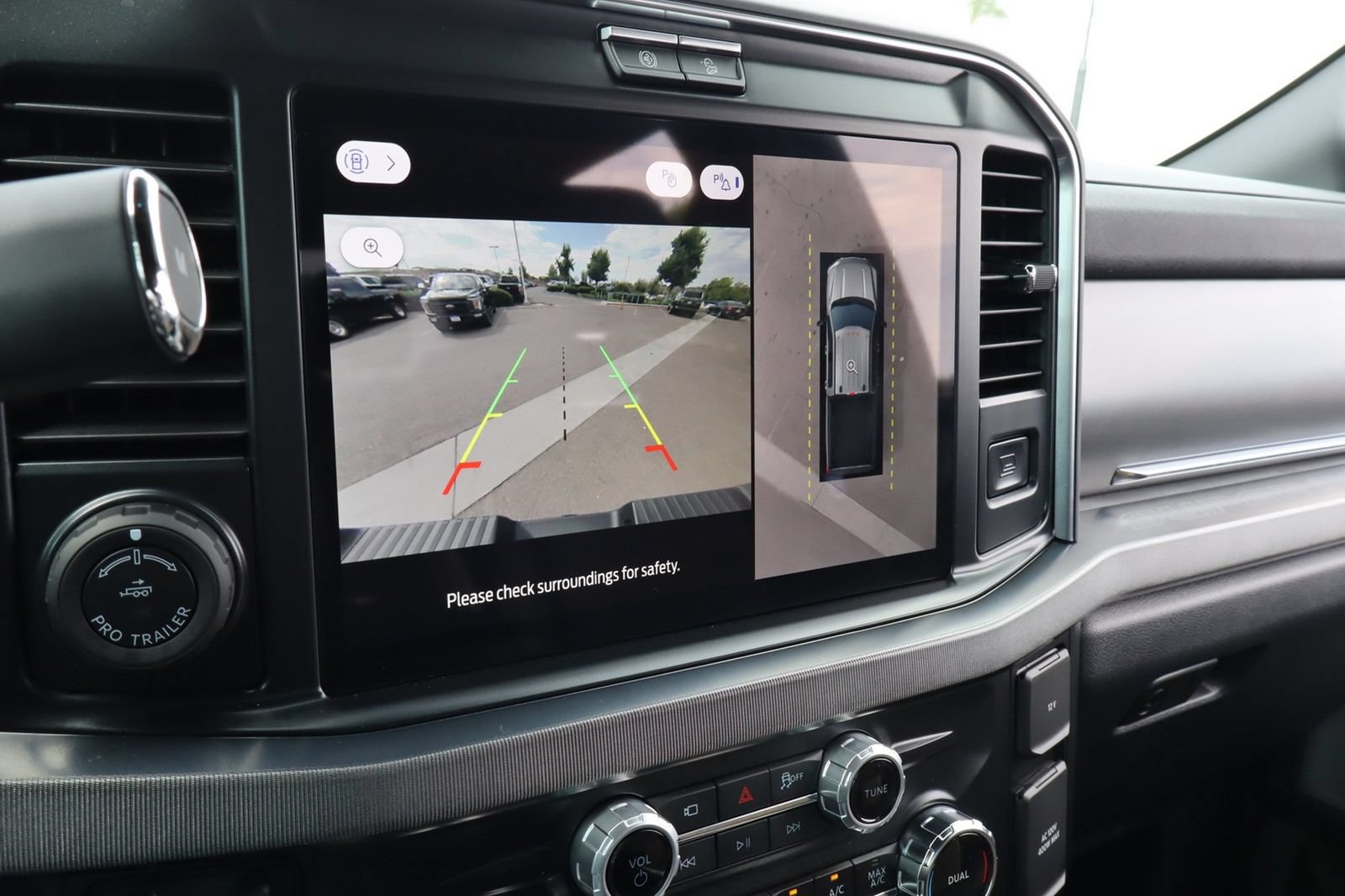 Used 2025 Ford F350 Platinum AWD/4WD image 27