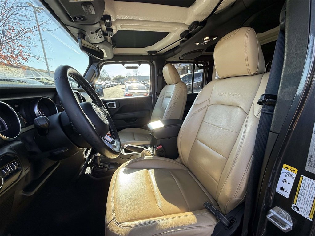 Used 2019 Jeep Wrangler Unlimited Sahara image 10