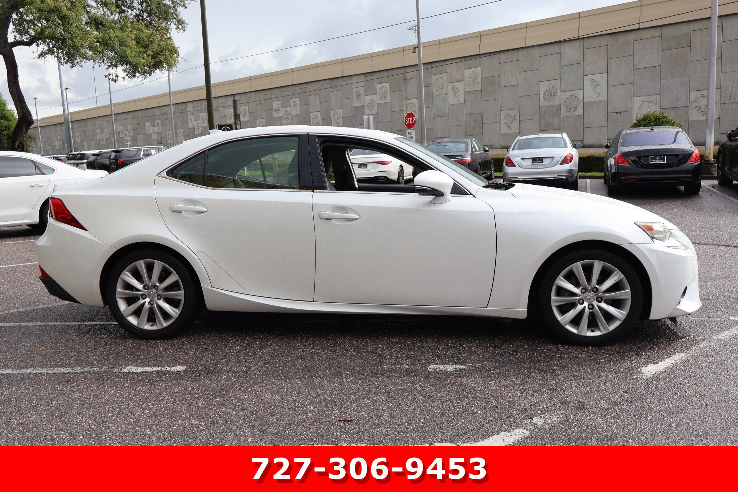 Used 2014 Lexus IS 250 AWD w/ Navigation Package image 11