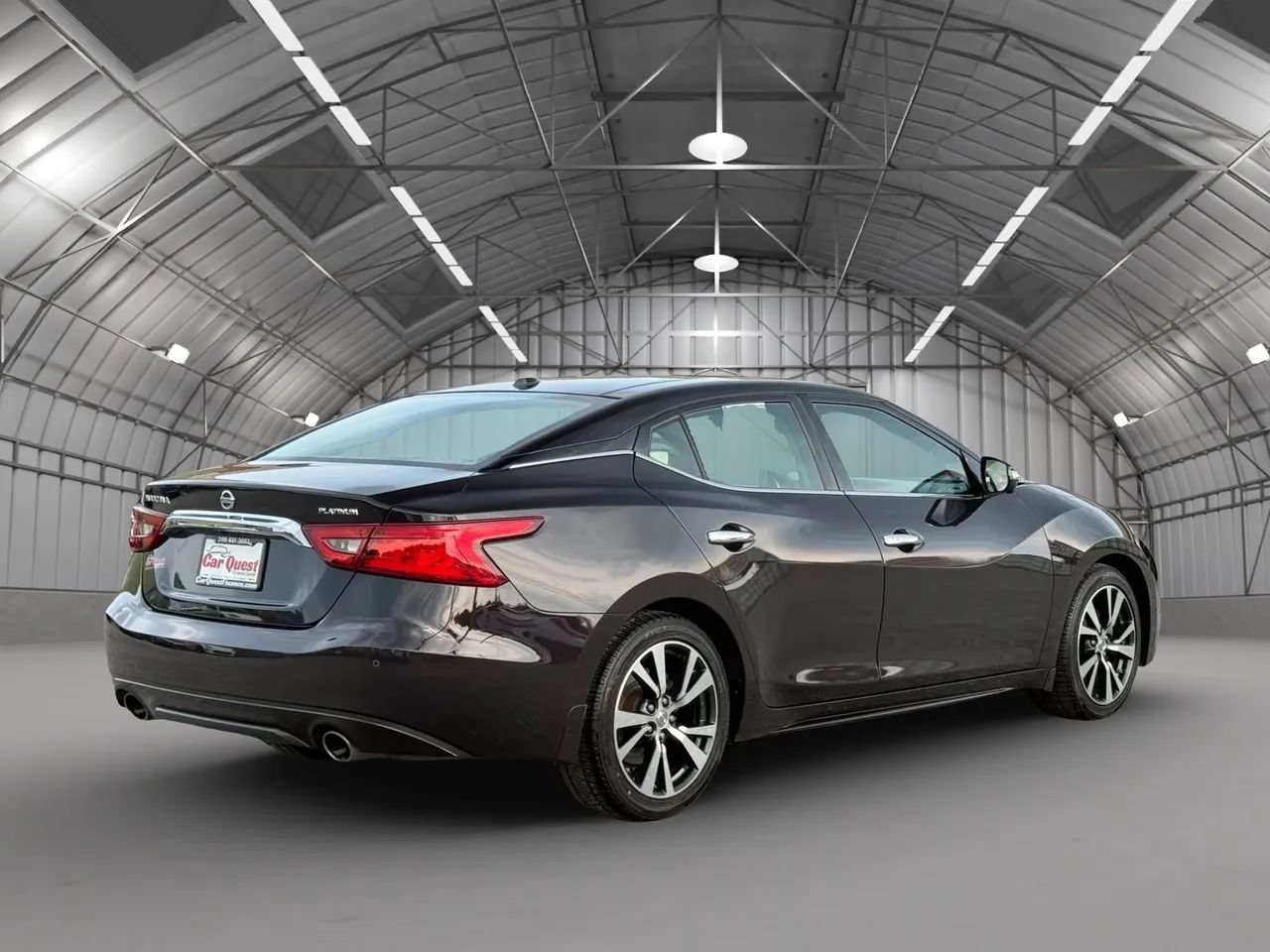 Used 2017 Nissan Maxima Platinum w/ Interior Lighting Package FWD image 7