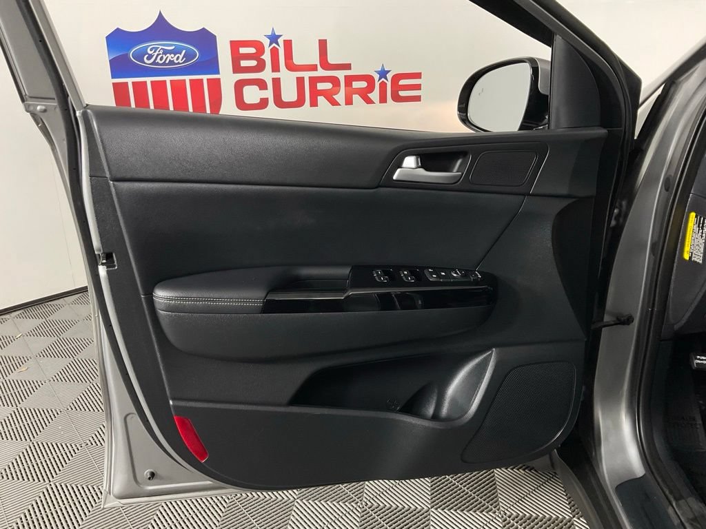Used 2020 Kia Sportage EX FWD image 12