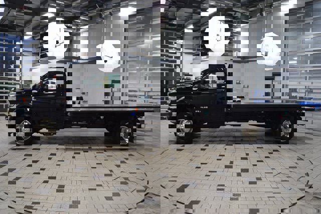 Used 2024 RAM 5500 SLT w/ Quick Order Package 2YG SLT image 3