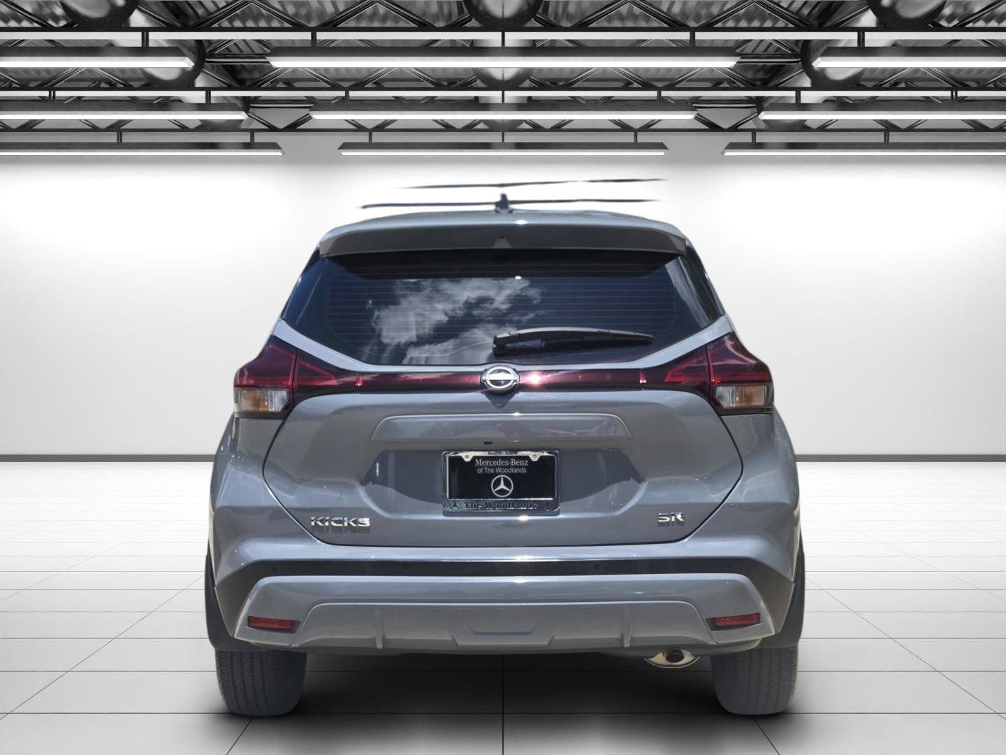 Used 2024 Nissan Kicks SR FWD image 8