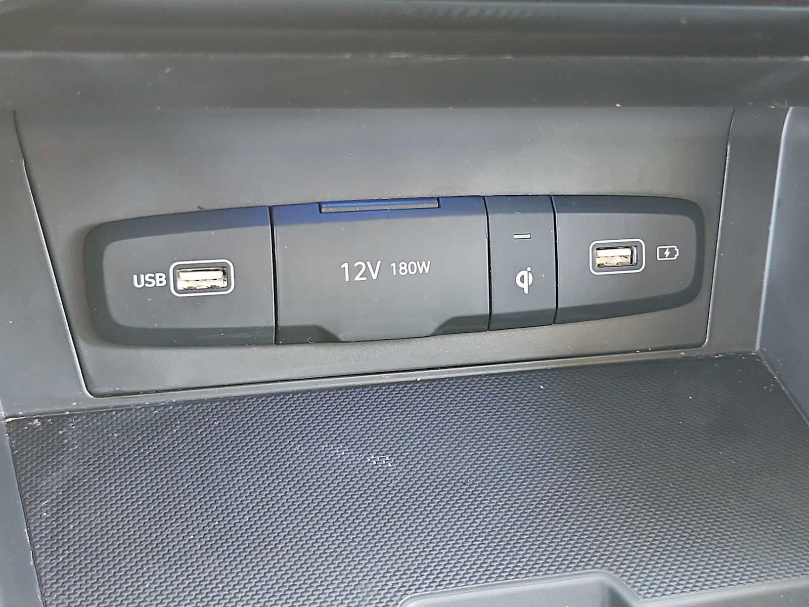 Certified 2024 Hyundai Tucson Limited AWD/4WD image 31