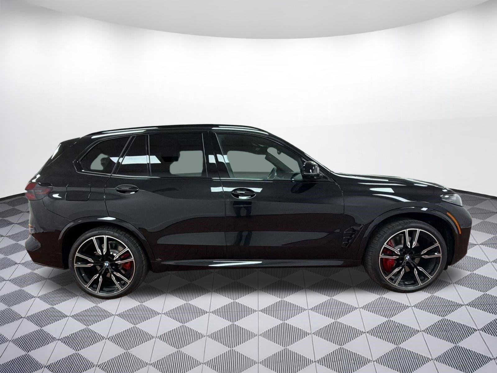 New 2026 BMW X5 M60i image 7