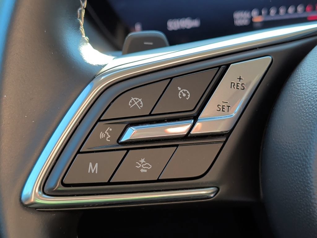 Used 2024 Buick Envision Preferred AWD/4WD image 12