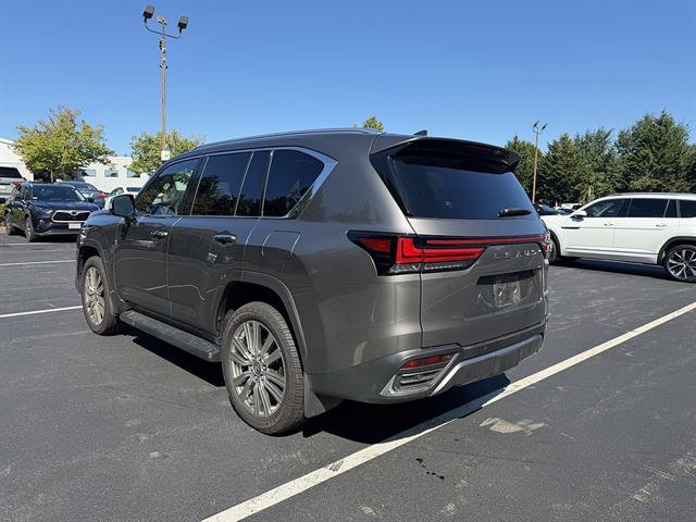 Used 2024 Lexus LX 600 4WD w/ Ultra Luxury Package image 6