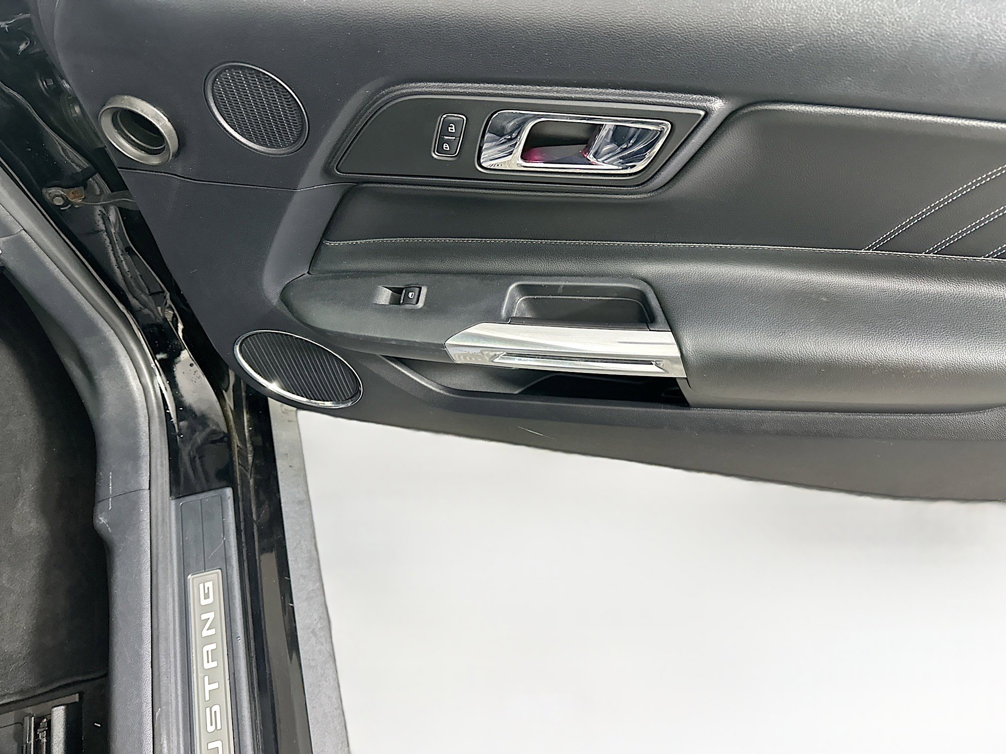 Used 2015 Ford Mustang GT Premium w/ Equipment Group 401A image 29