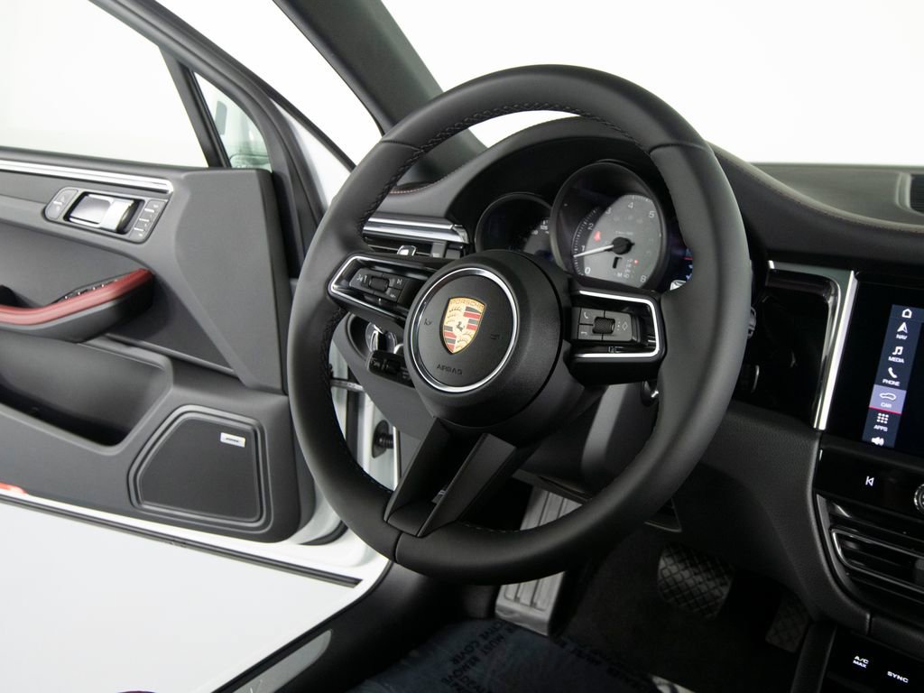 New 2026 Porsche Macan S AWD/4WD image 31